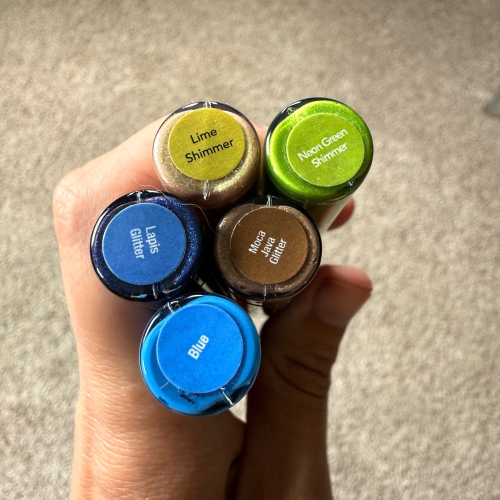 Set of 5 unicorn Shadowsense colors from Senegence